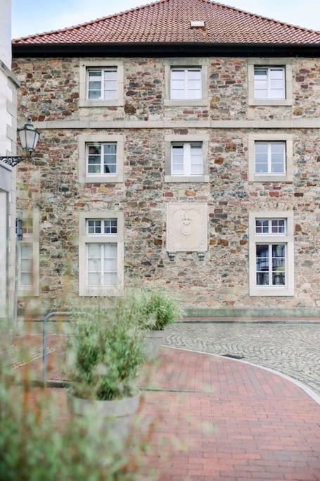 Moderner Komfort Trifft Historie Hamelin Exterior photo